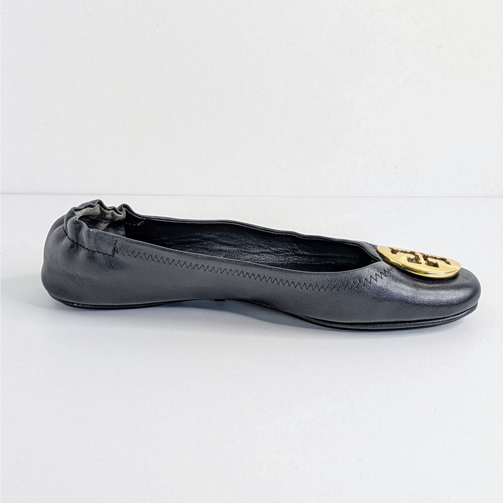 Tory Burch Minnie Travel Flats 8 Black Leather Gold Logo Ballet Designer GUC - Picture 7 of 14